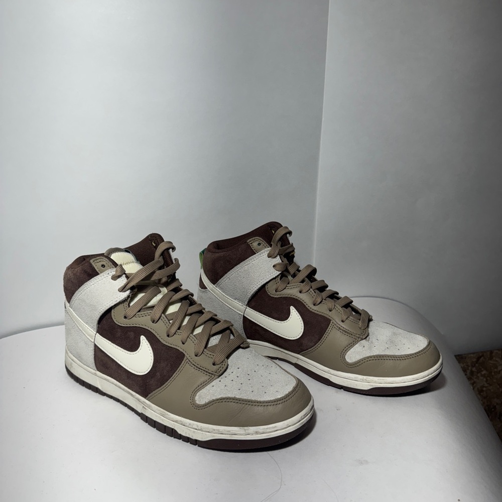 Mocha/Tan Dunks